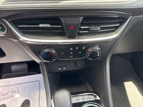 Certified 2025 Buick Encore GX Preferred AWD/4WD image 21