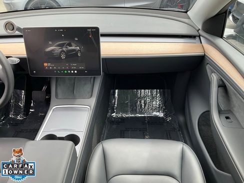 Used 2023 Tesla Model Y Long Range AWD/4WD image 61