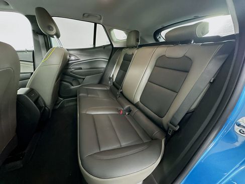 New 2025 Chevrolet Trax ACTIV w/ Sunroof Package image 25