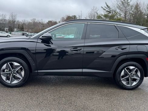 Certified 2025 Hyundai Tucson SEL AWD/4WD image 3