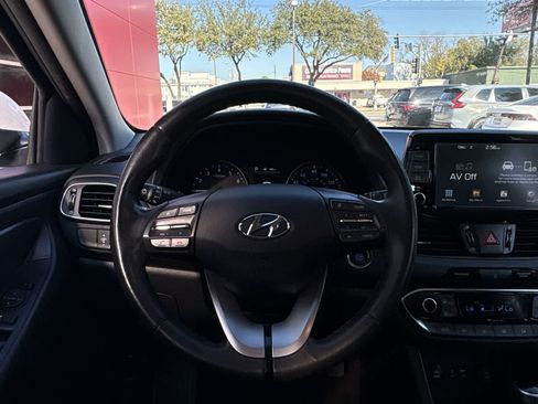 Used 2018 Hyundai Elantra GT w/ Style Package 02 image 14