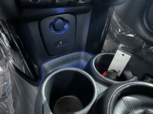 Used 2024 MINI Cooper S image 22