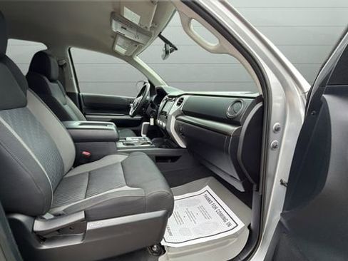 Used 2014 Toyota Tundra SR5 w/ SR5 Upgrade Package image 22