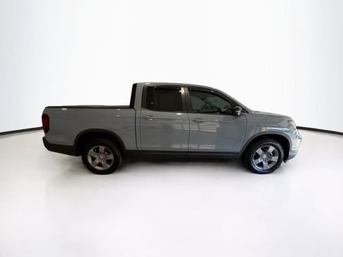 Used 2025 Honda Ridgeline TrailSport image 8