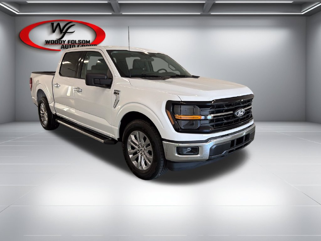 New 2026 Ford F150 XLT w/ XLT Chrome Appearance Package RWD image 3