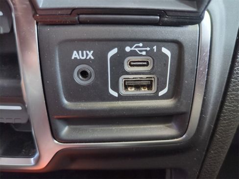 Used 2020 Jeep Wrangler Unlimited Sport S image 24