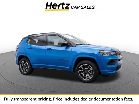 Used 2025 Jeep Compass Trailhawk AWD/4WD image 1
