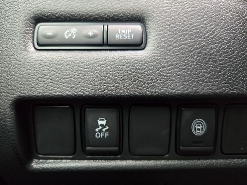 Used 2020 Nissan Murano S w/ Technology Package image 25