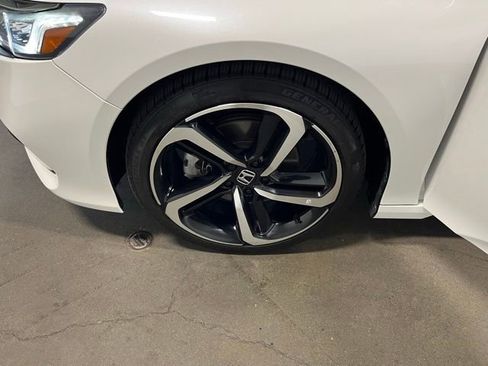 Used 2019 Honda Accord Sport image 30
