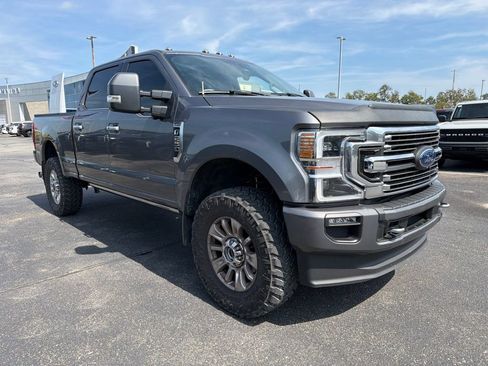 Used 2022 Ford F250 Limited AWD/4WD image 2