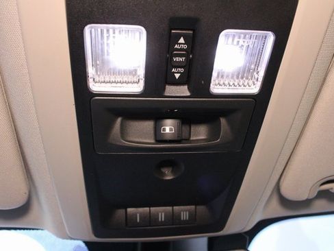 Used 2017 RAM 1500 Laramie Longhorn image 27