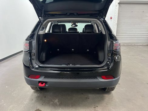 Used 2022 Jeep Compass Trailhawk w/ Trailhawk Elite Group AWD/4WD image 25