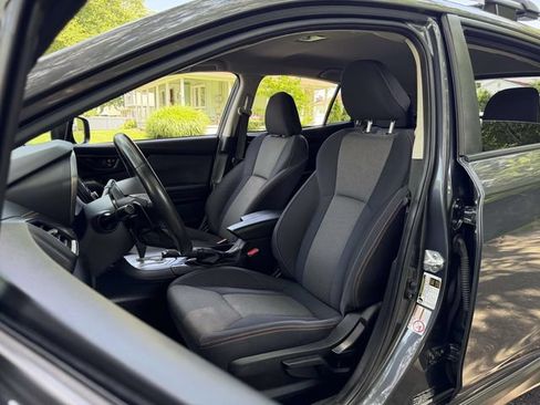 Used 2020 Subaru Crosstrek 2.0i Premium AWD/4WD image 18