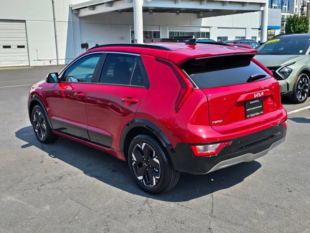 Certified 2025 Kia Niro Wind w/ Wind Preserve Package FWD image 3