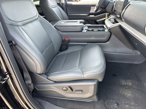 New 2026 Ford Expedition Active RWD image 11