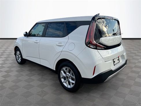 New 2025 Kia Soul LX image 5