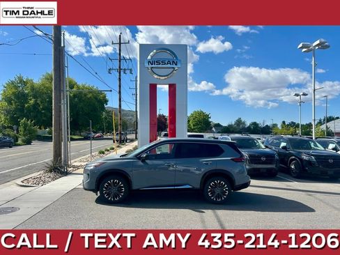 New 2026 Nissan Rogue Platinum AWD/4WD image 1