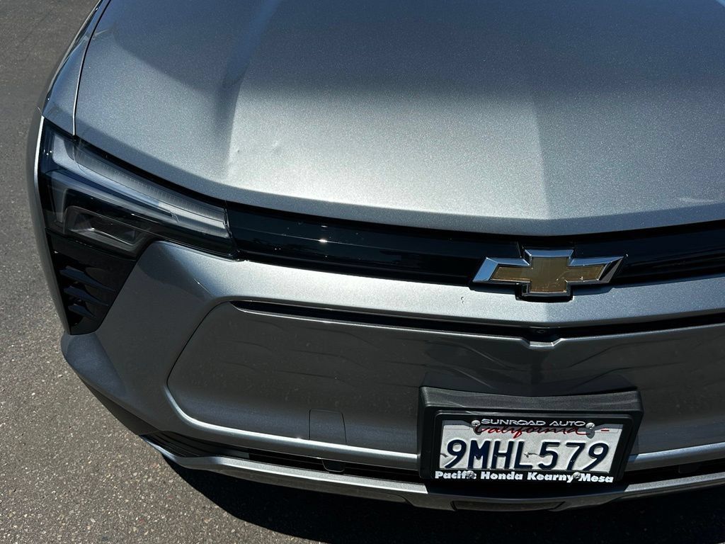Used 2024 Chevrolet Blazer EV LT AWD/4WD image 4