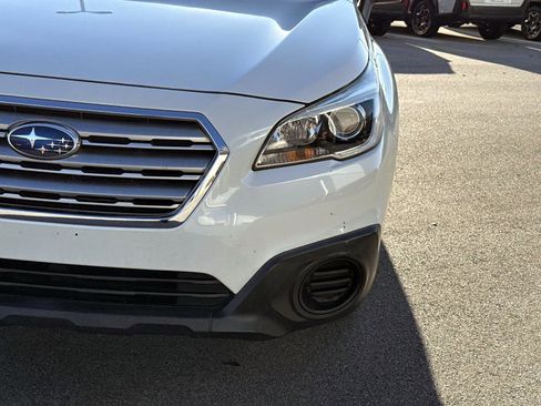 Used 2017 Subaru Outback 2.5i image 10