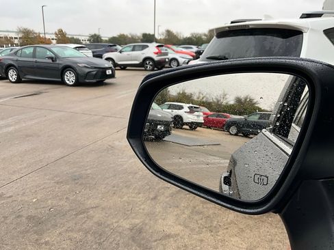 Used 2025 Toyota Grand Highlander FWD image 20