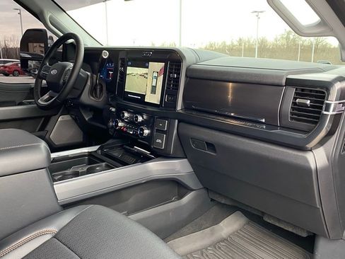Used 2025 Ford F250 Lariat w/ Chrome Package AWD/4WD image 30