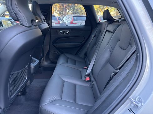 Certified 2025 Volvo XC60 B5 Plus image 11