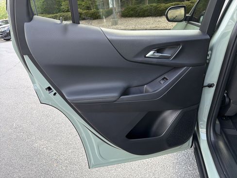 Used 2026 Chevrolet Equinox LT w/ LPO, Floor Liner Package FWD image 21