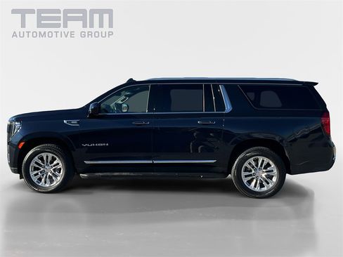 Used 2023 GMC Yukon XL SLT image 4