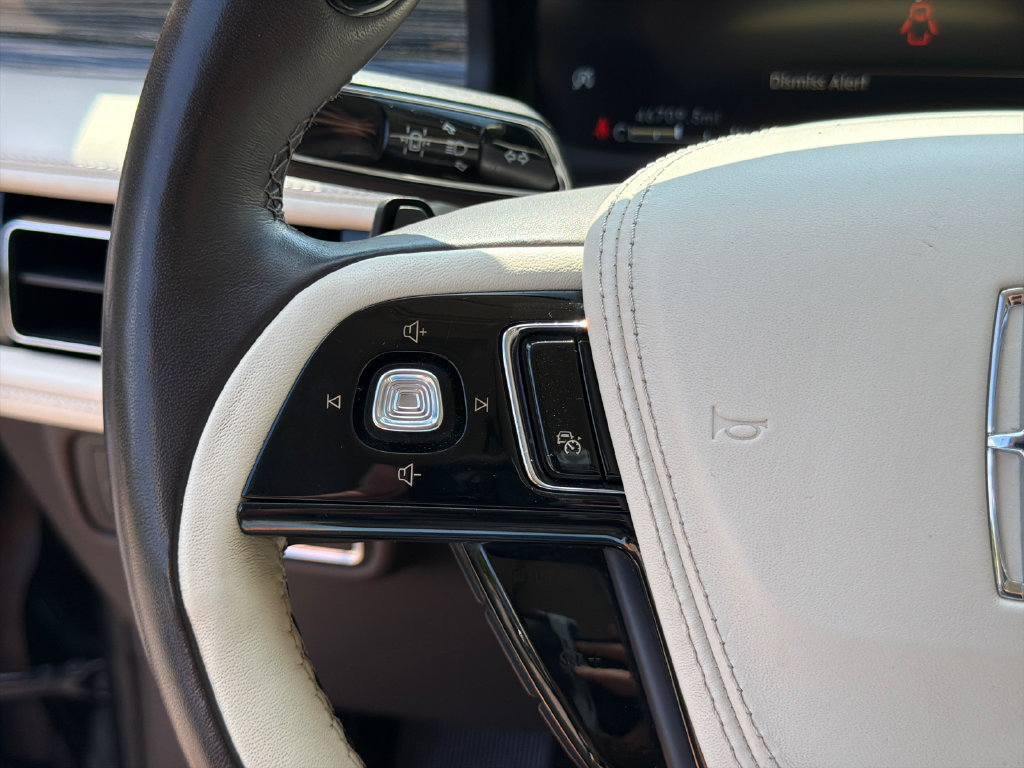 Used 2020 Lincoln Aviator Black Label w/ Dynamic Handling Package AWD/4WD image 25