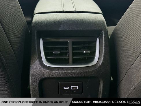 Used 2020 Chevrolet Blazer LT image 24