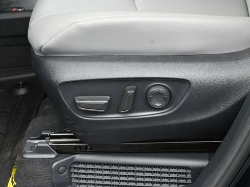 Certified 2026 Toyota Sienna XLE AWD/4WD image 21
