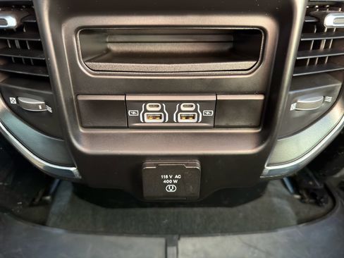 Used 2023 RAM 1500 Laramie AWD/4WD image 34
