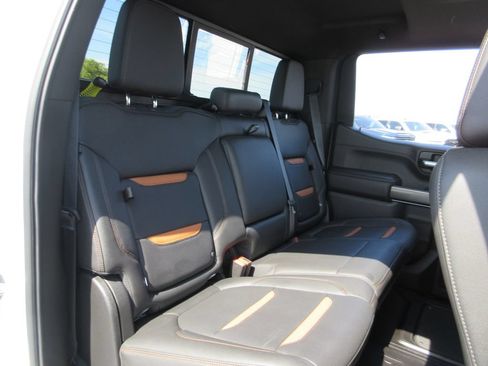 Certified 2021 GMC Sierra 1500 AT4 w/ AT4 Preferred Package AWD/4WD image 28