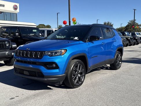 New 2026 Jeep Compass Limited AWD/4WD image 10