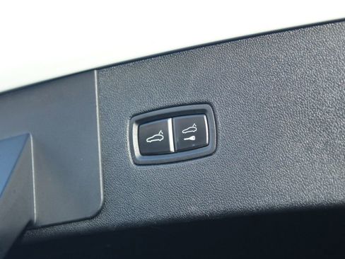 Certified 2022 Porsche Cayenne image 13