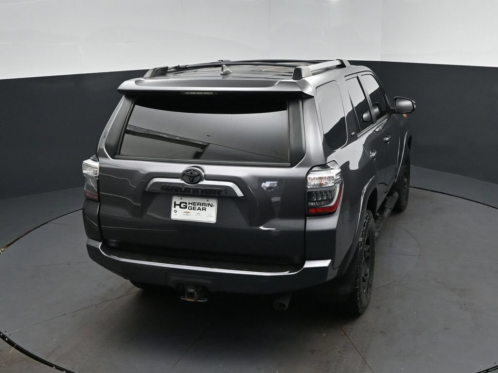 Used 2021 Toyota 4Runner SR5 Premium w/ Moonroof Package RWD image 34