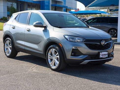 Used 2023 Buick Encore GX Preferred w/ Cold Weather Comfort Package AWD/4WD image 1