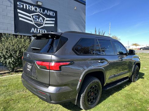Used 2023 Toyota Sequoia TRD Pro AWD/4WD image 7