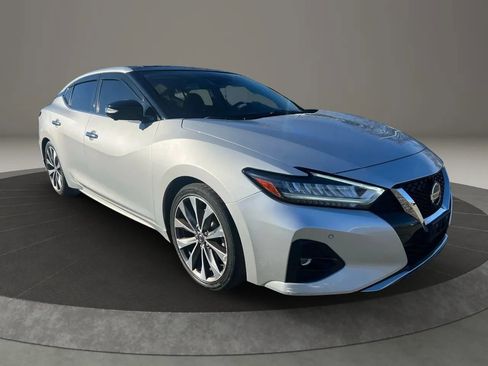 Used 2019 Nissan Maxima Platinum w/ Illumination Package image 3