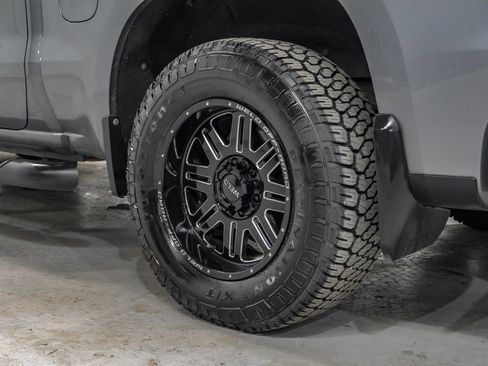 Used 2019 Chevrolet Silverado 1500 RST AWD/4WD image 60