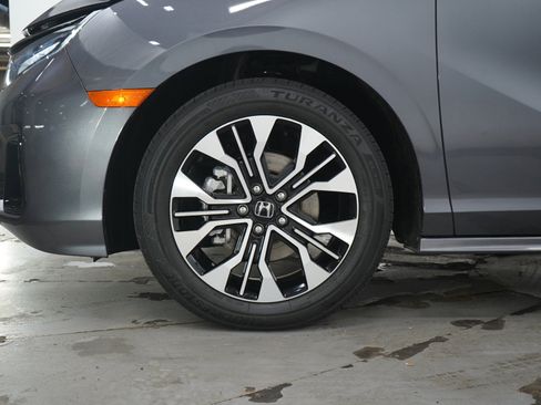 Used 2025 Honda Odyssey Elite image 36