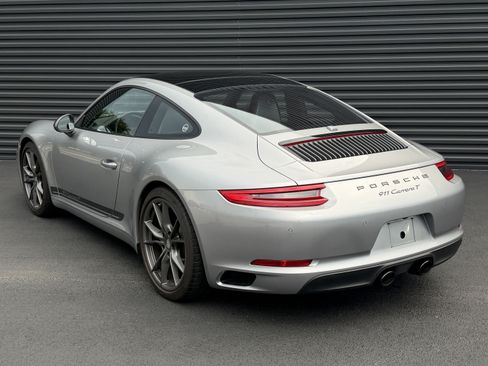 Certified 2018 Porsche 911 Carrera T RWD image 3