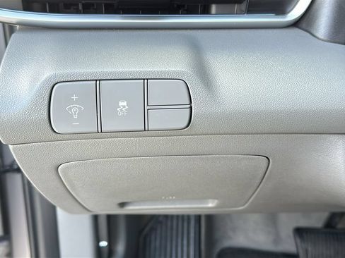 Used 2024 Hyundai Elantra SEL FWD image 20