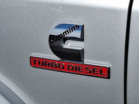 New 2026 RAM 4500 4x4 Crew Cab DRW image 5