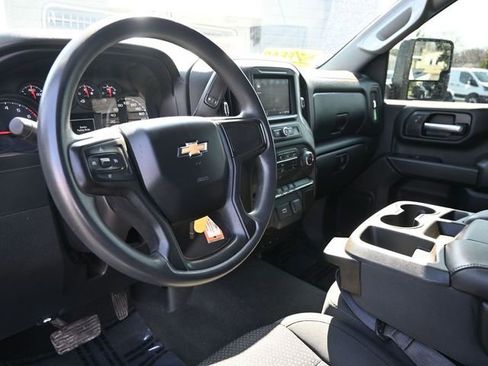 Used 2020 Chevrolet Silverado 2500 Custom w/ Custom Value Package image 20