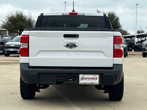 Used 2023 Ford Maverick XLT image 8
