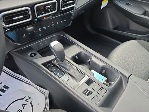 New 2026 Nissan Sentra SV w/ SV Convenience Package FWD image 28