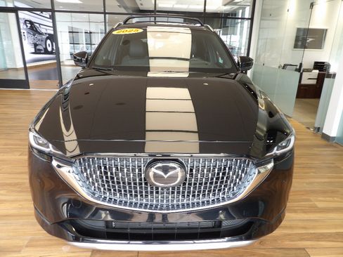 Certified 2025 MAZDA CX-5 Signature AWD/4WD image 2