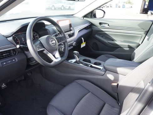 Certified 2025 Nissan Altima 2.5 SV image 16