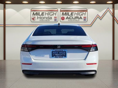 New 2025 Honda Accord SE image 5
